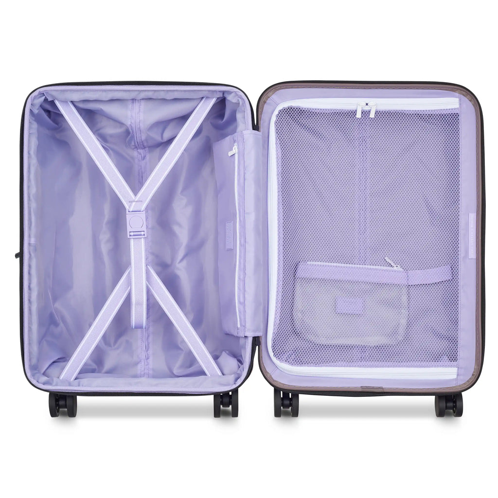 CATCH FLIGHTS - Carry-On Plus Expandable Spinner